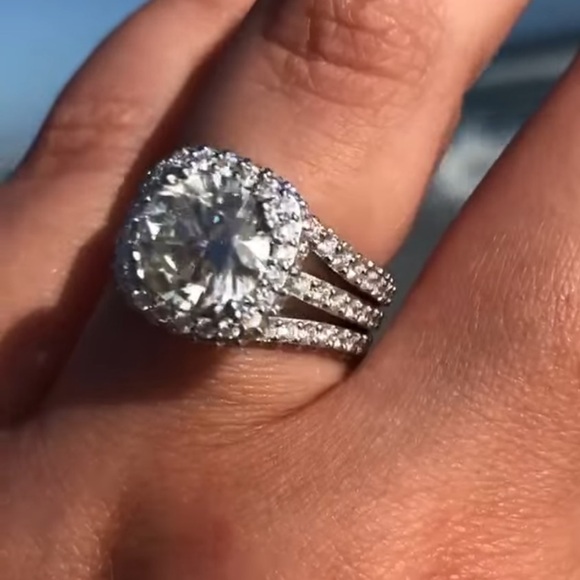 5CT diamond engagement ring solitaire cushion halo triple shank ring white gold - Picture 4 of 8